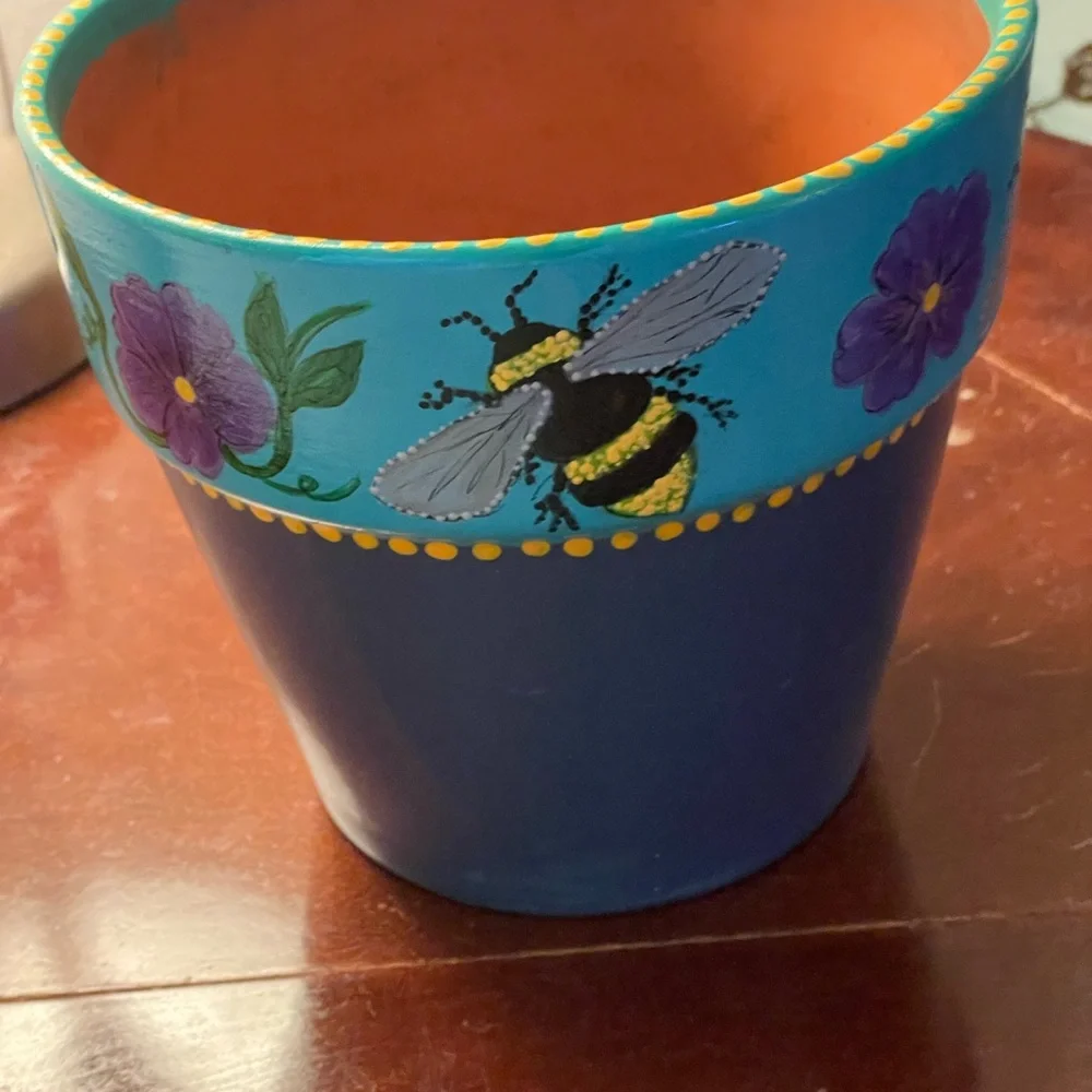 Hand crafted upcycled BEE Terra cotta pot painted blue purple yellow dots floral - Picture 11 of 14